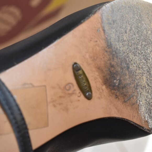 Black Leather pointed toe Ankle Boots with a kitten heel US 6.5 - Picture 6 of 6